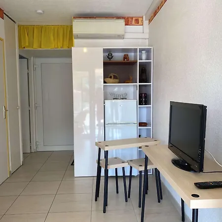 Agreable T2 Climatise Avec Loggia, Parking, Et Wifi A - Fr-1-553-250 شقة بالاروك ليه بان