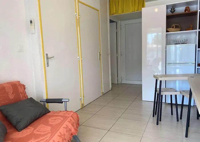 Agreable T2 Climatise Avec Loggia, Parking, Et Wifi A - Fr-1-553-250 Apartmán