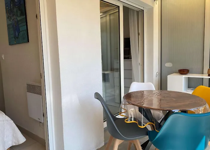 Agreable T2 Climatise Avec Loggia, Parking, Et Wifi A - Fr-1-553-250 Balaruc-les-Bains